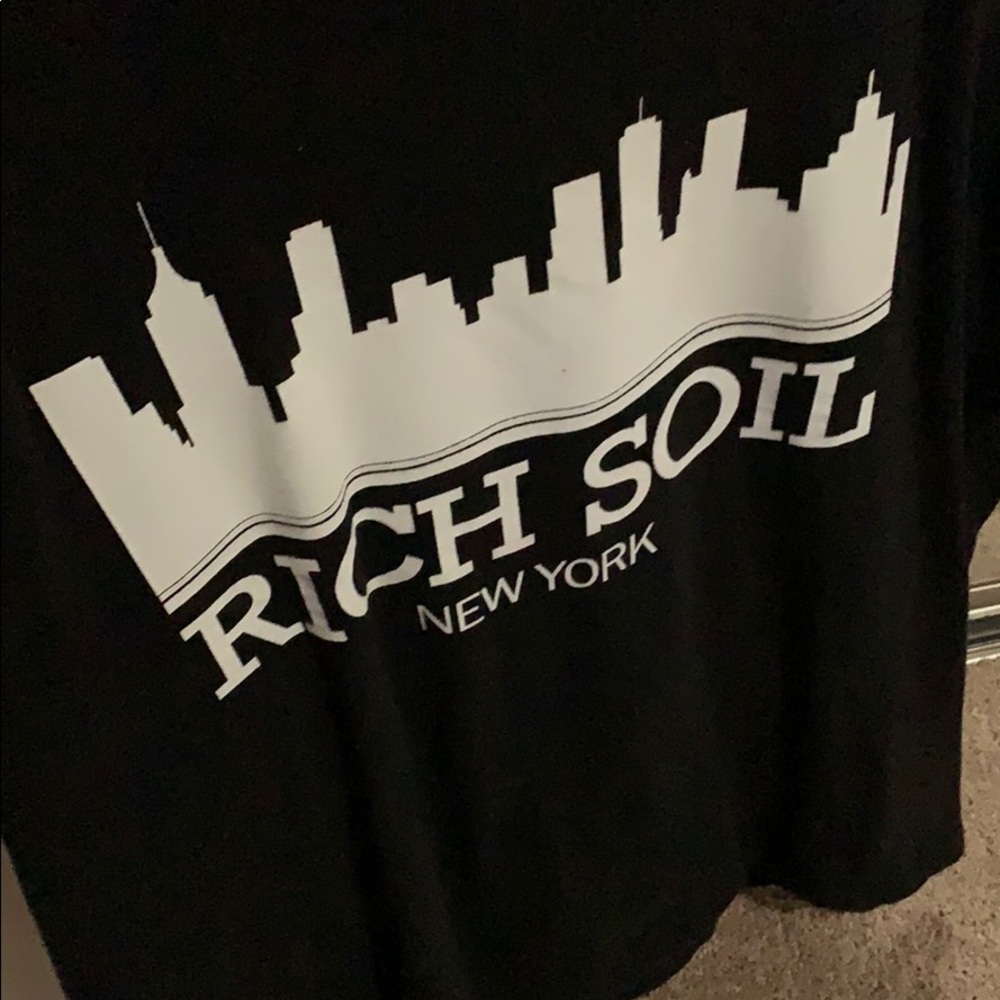 Rich soil shirt